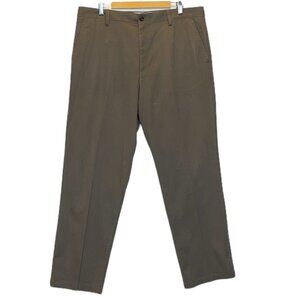 NWT Docker's Men's Flat Front No Wrinkles Dark Pebble Brown? Pants Sz 38 - 40